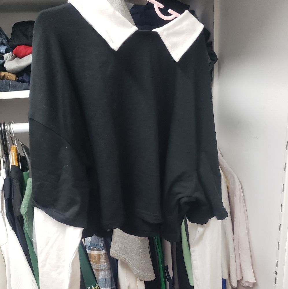 A long sleeve shirt